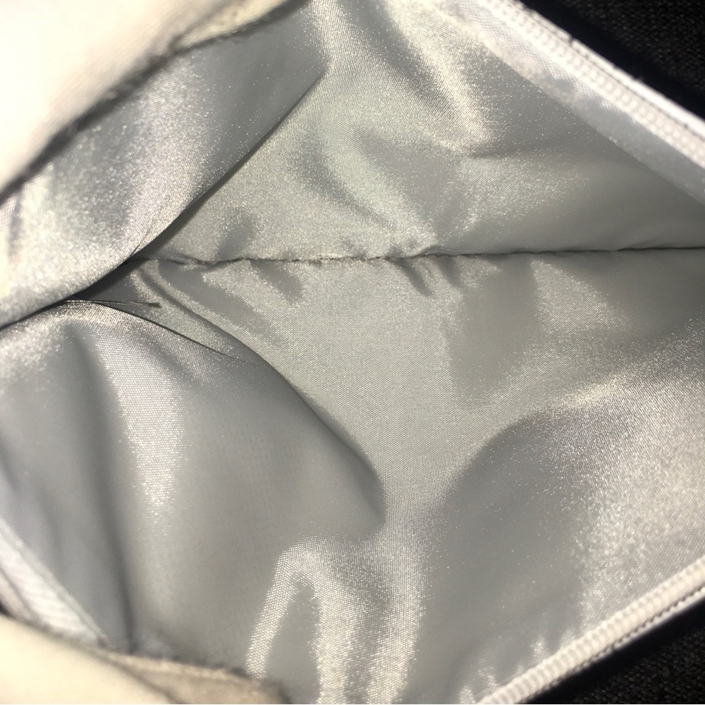 Mac Essentials Pouch - image 4